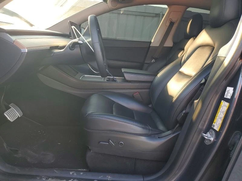 Tesla Model Y, снимка 7 - Автомобили и джипове - 54818842