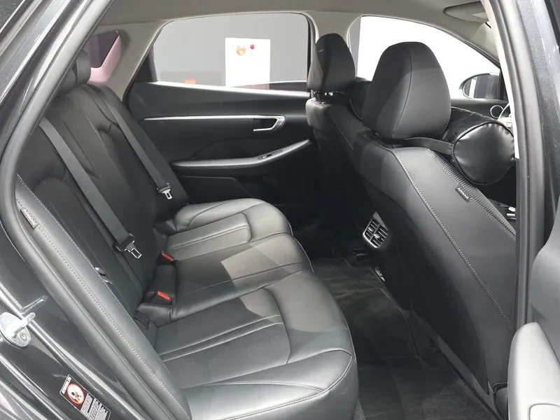 Hyundai Sonata (Dn8) 2.0 Premium, снимка 12 - Автомобили и джипове - 55061100