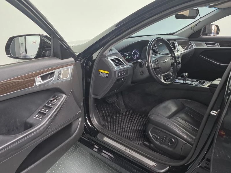 Genesis G80 3.3 Automatic, снимка 6 - Автомобили и джипове - 55598986