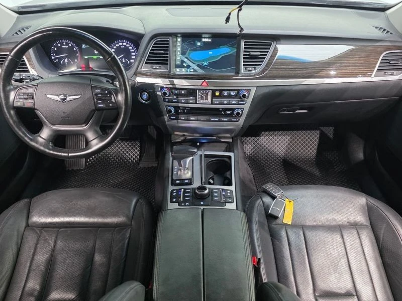 Genesis G80 3.3 Automatic, снимка 9 - Автомобили и джипове - 55598986