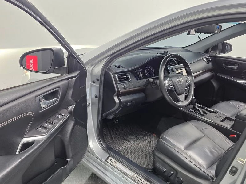 Toyota Camry 2.5 XLE| 178�.�. | Mobile.bg � ����������� 10