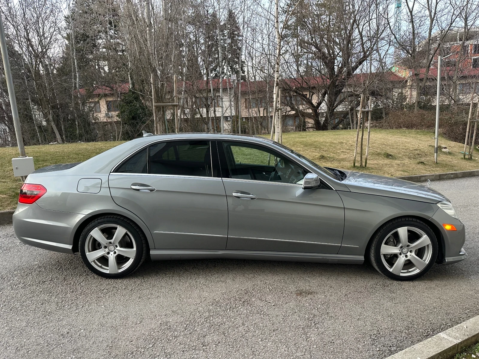 Mercedes-Benz E 500 4MATIC / 388hp / 7G - изображение 8