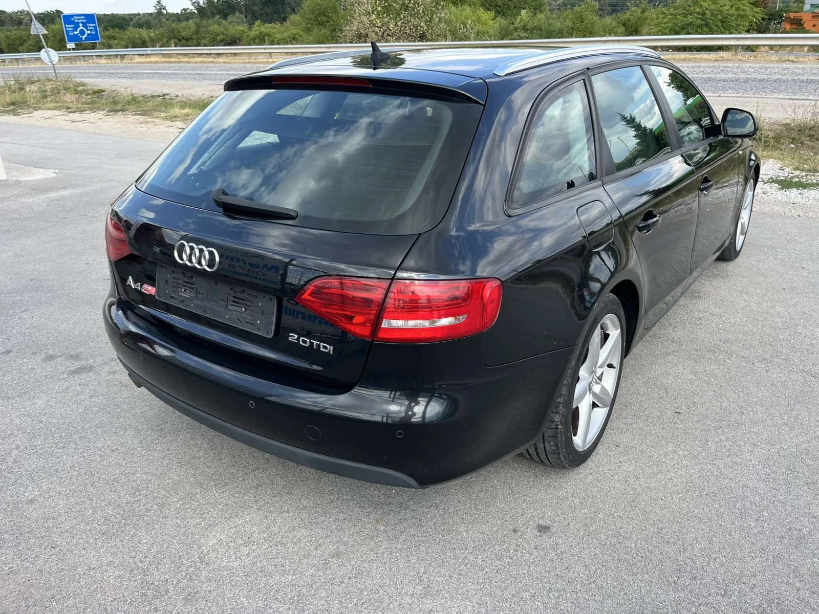 Audi A4 2.0TDI 143к S-LINE АВТОПИЛОТ NAVI КСЕНОН ИТ  - изображение 4