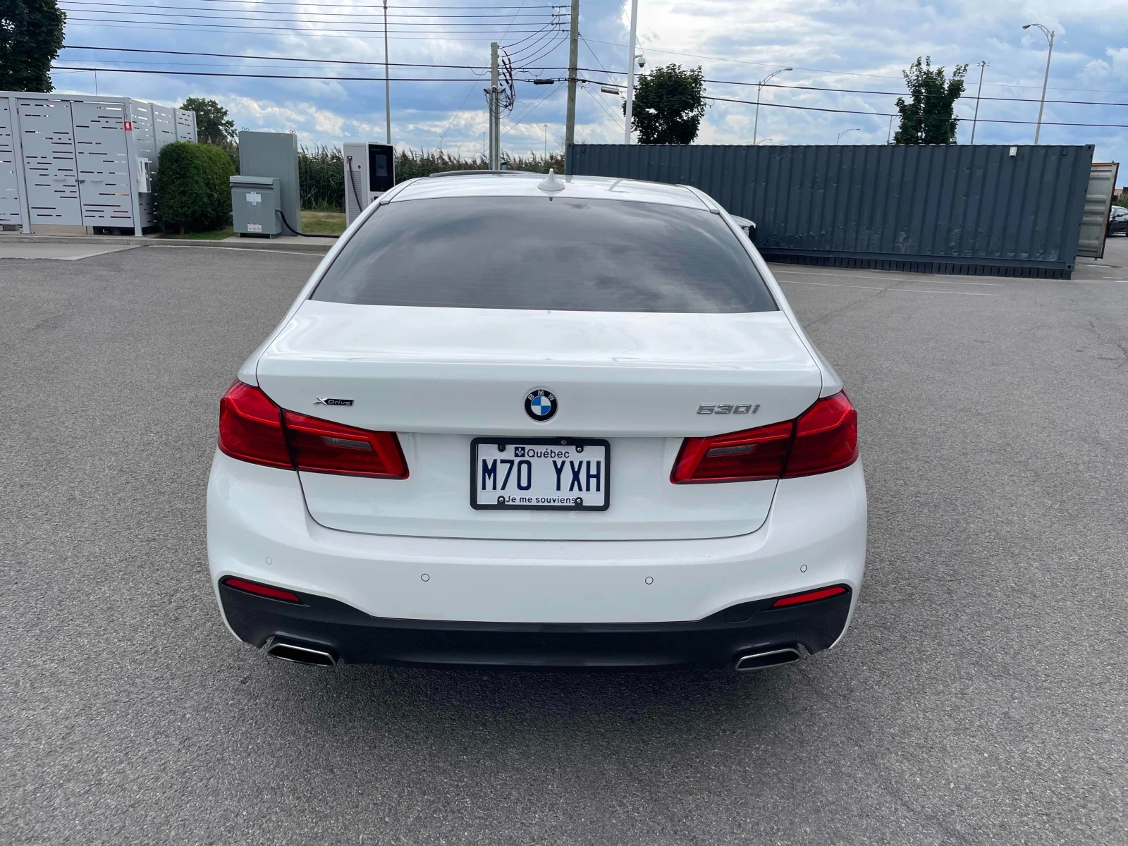 BMW 530 xDrive* CARFAX*  - изображение 4
