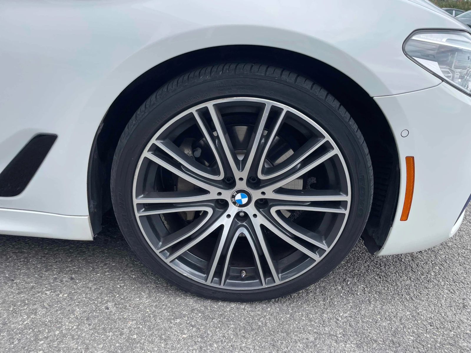 BMW 530 xDrive* CARFAX*  - изображение 7