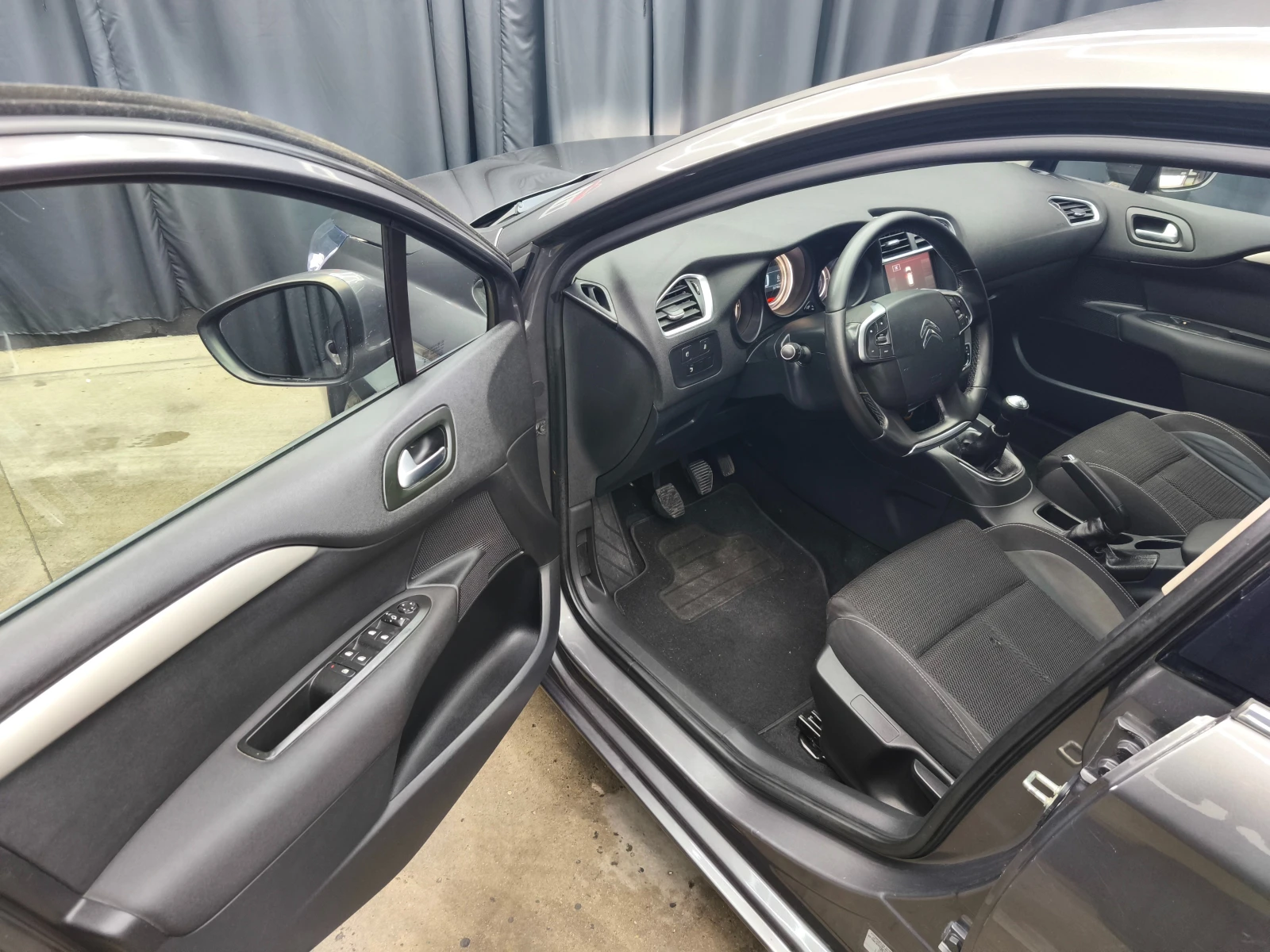 Citroen C4 1.6HDI 6c.k * FACE*  - изображение 7