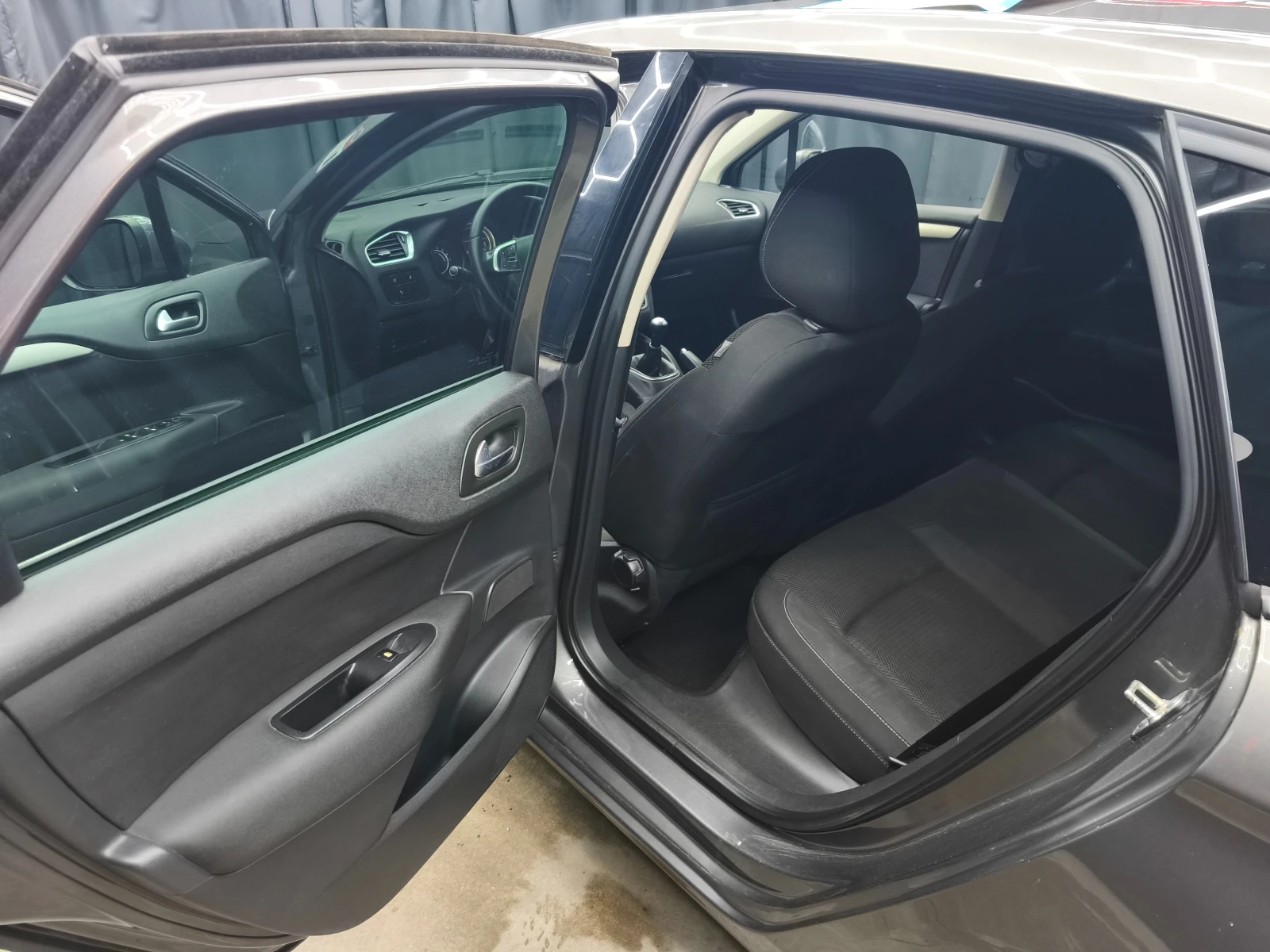 Citroen C4 1.6HDI 6c.k * FACE*  - изображение 9