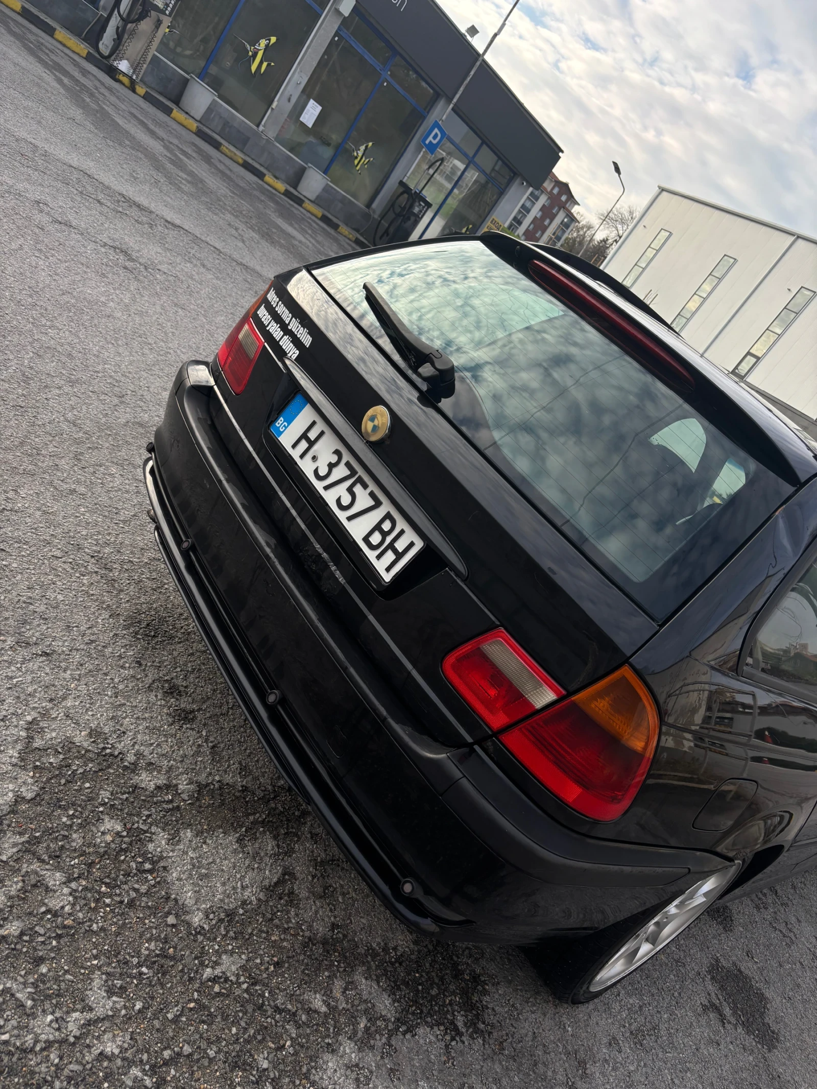 BMW 320  - изображение 10