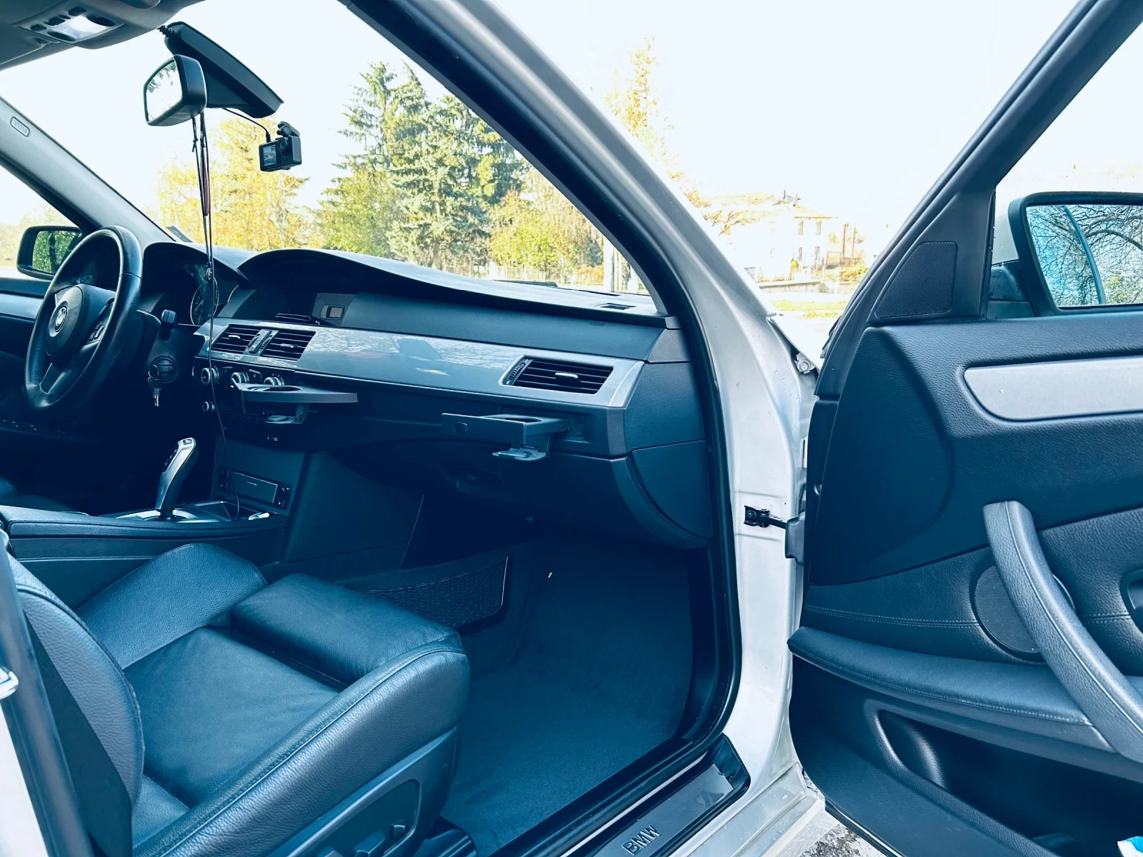 BMW 530 i | Mobile.bg   5