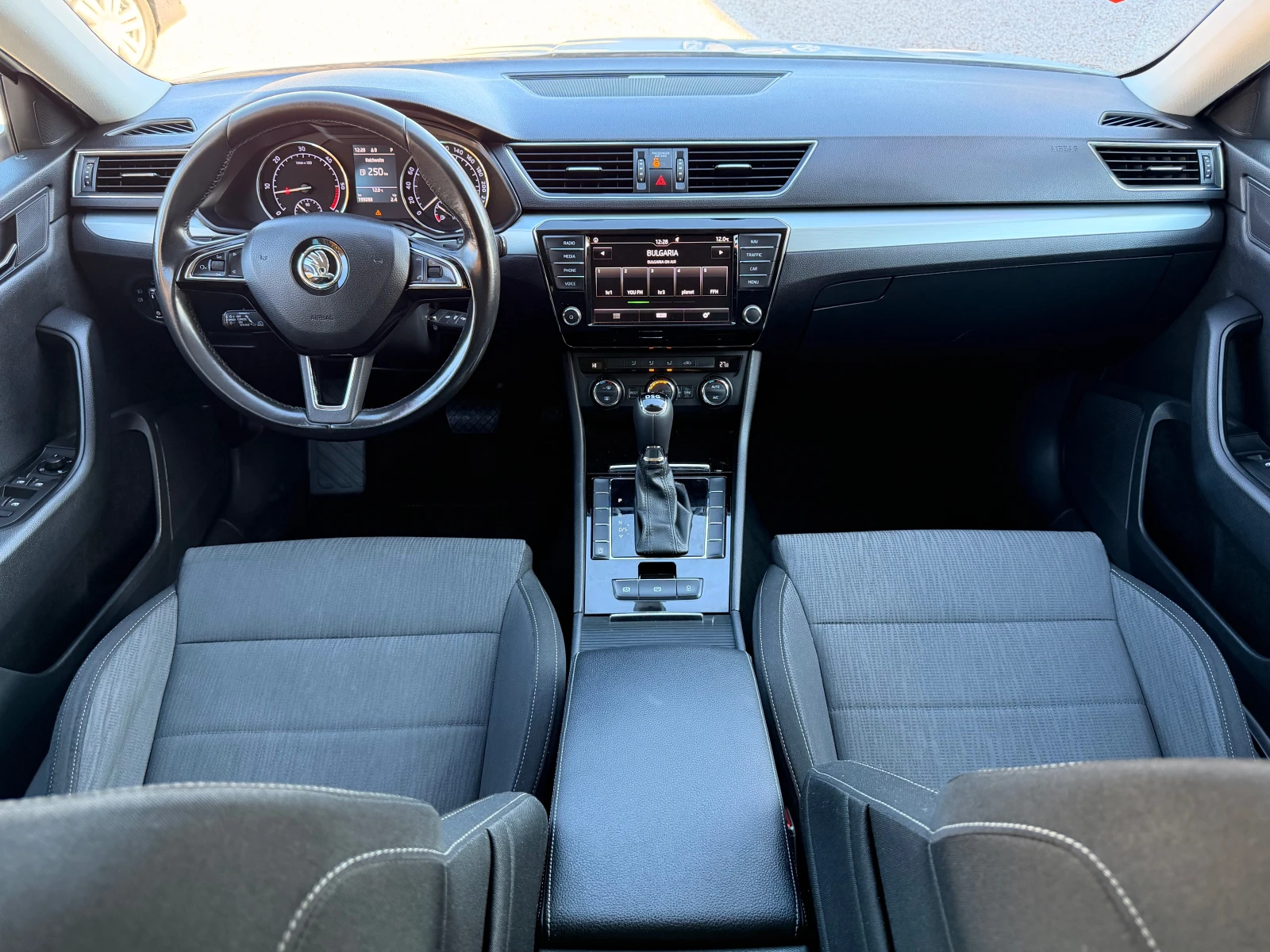 Skoda Superb 2.0TDI* AUT* NAVI* 150ks* TOP | Mobile.bg � ����������� 11