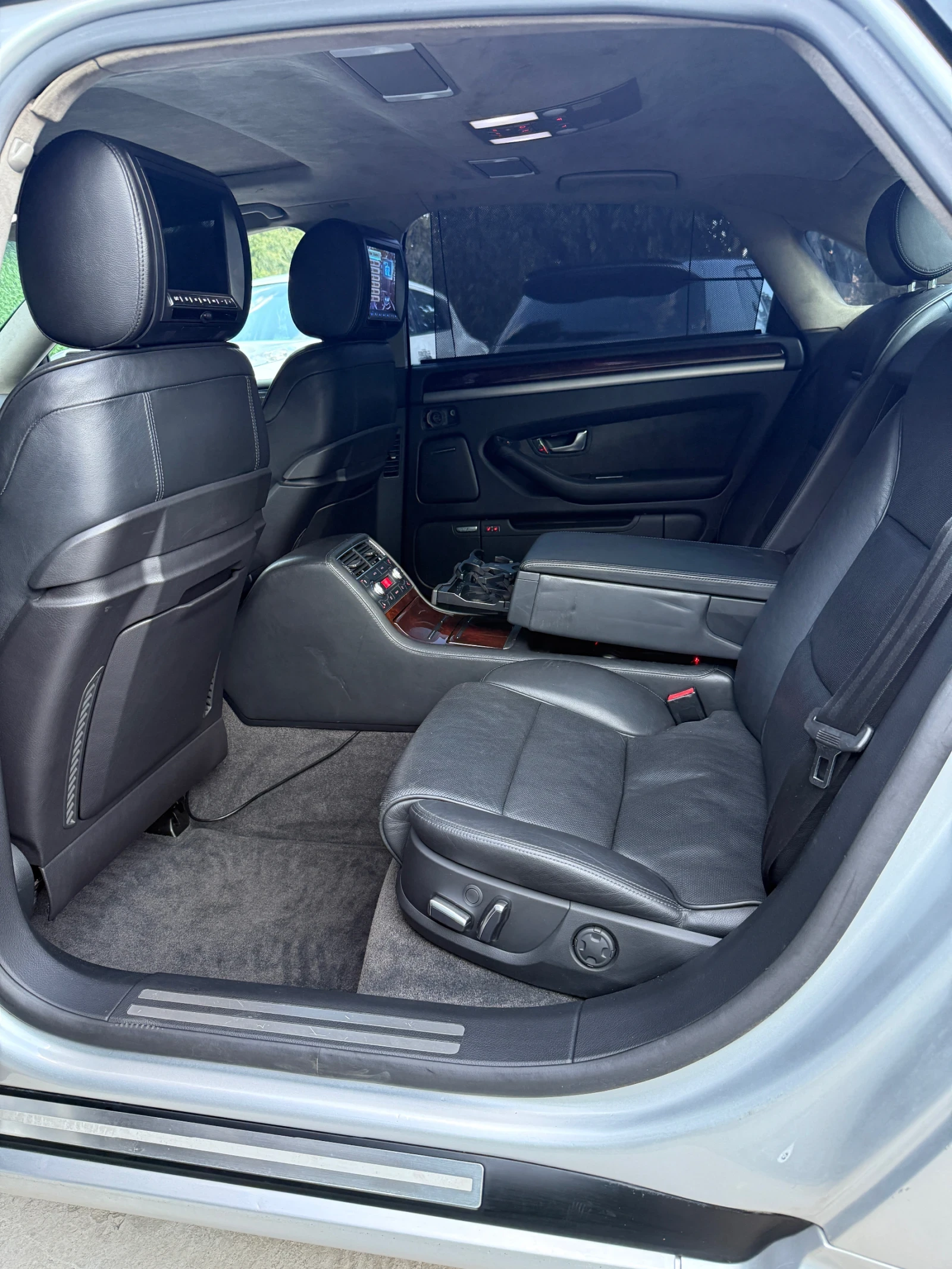 Audi A8 LONG W12 ГАЗ Лизинг, снимка 13 - Автомобили и джипове - 55823806