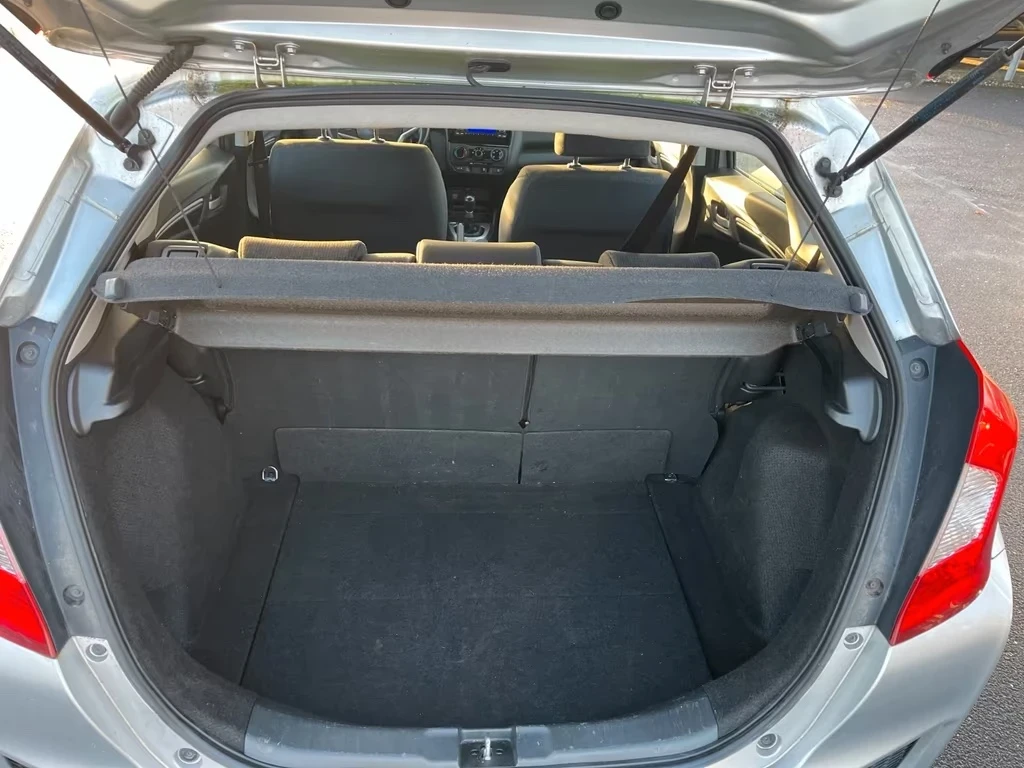 Honda Jazz 1.3 benzin 102ps - изображение 5