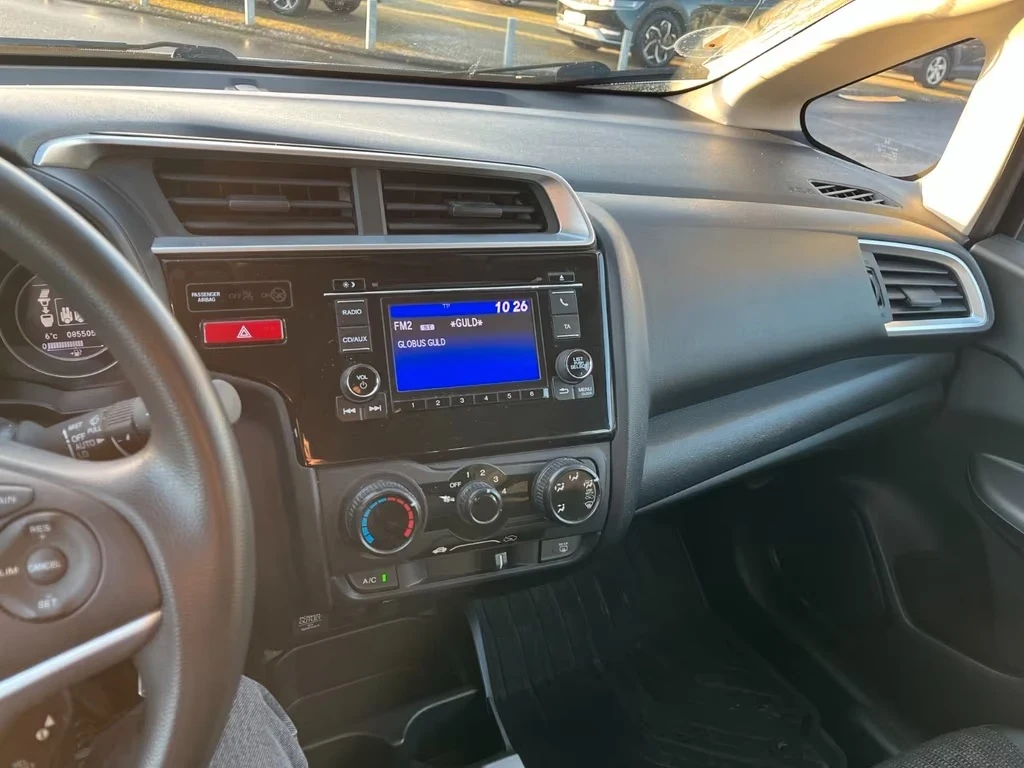 Honda Jazz 1.3 benzin 102ps - изображение 10