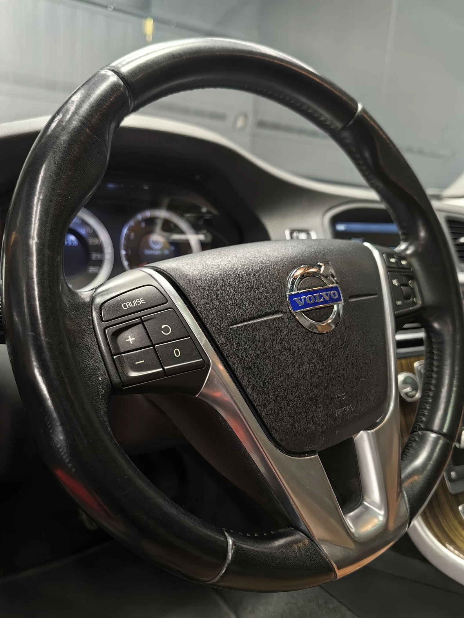 Volvo S60 T6* TURBO* AWD* COMPRESSOR* КОЖА* НАВИ* ПОДГРЕВ*  - изображение 10