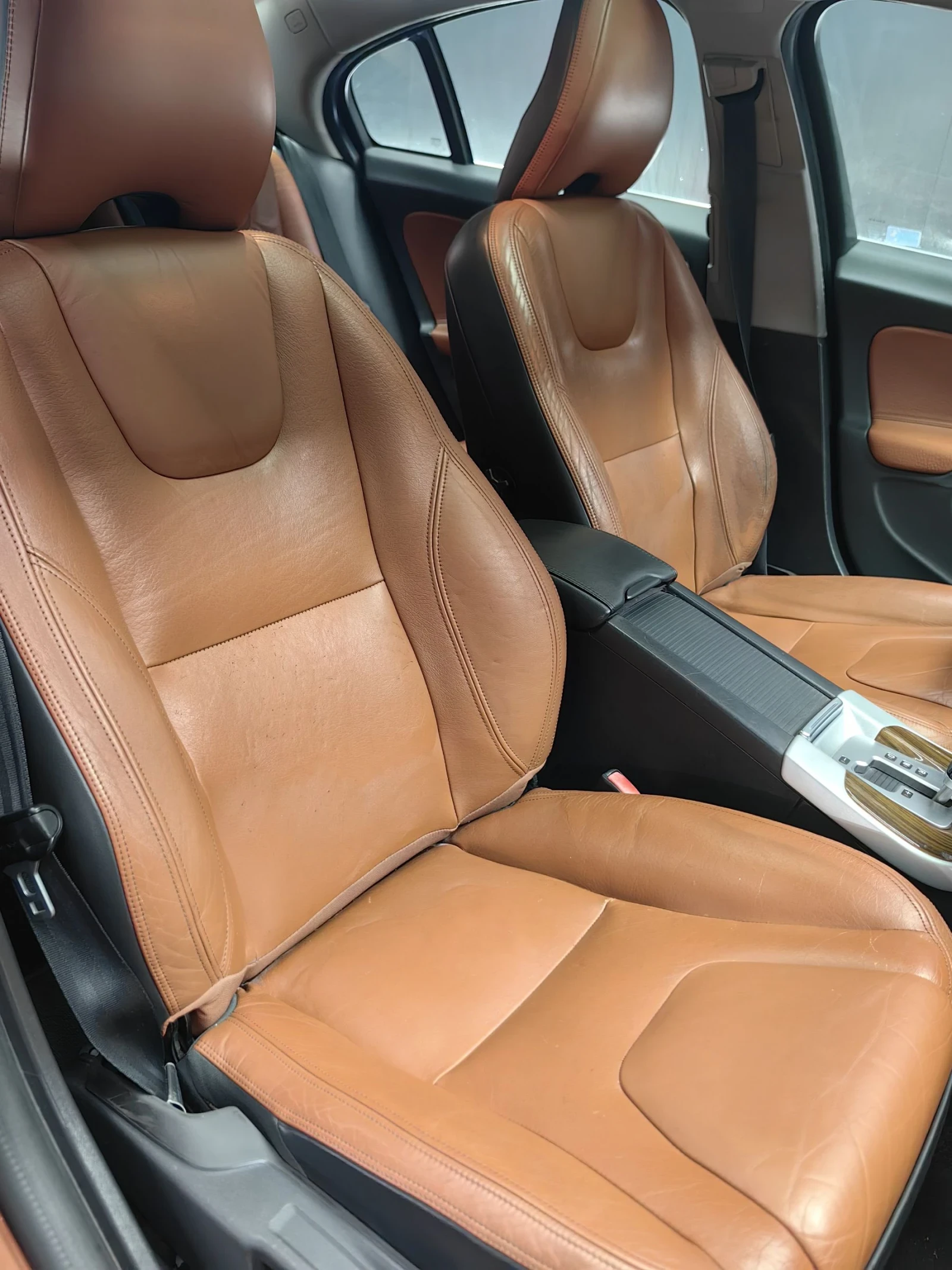 Volvo S60 T6* TURBO* AWD* COMPRESSOR* КОЖА* НАВИ* ПОДГРЕВ*  - изображение 8