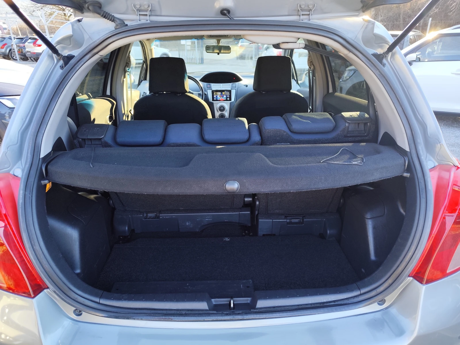 Toyota Yaris 1.3VVT-i* ���������* KLIMA*  | Mobile.bg � ����������� 13
