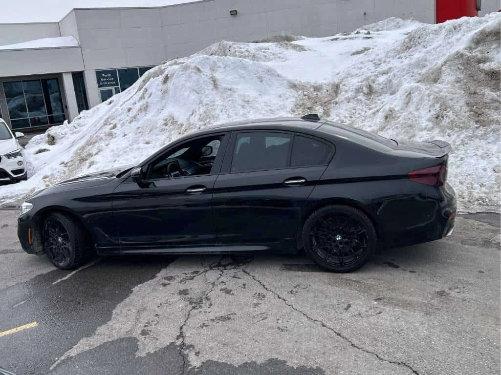 BMW 530 * xDrive * CARFAX * ОБДУХВАНЕ * 360 * ПАНОРАМА, снимка 2 - Автомобили и джипове - 53733233