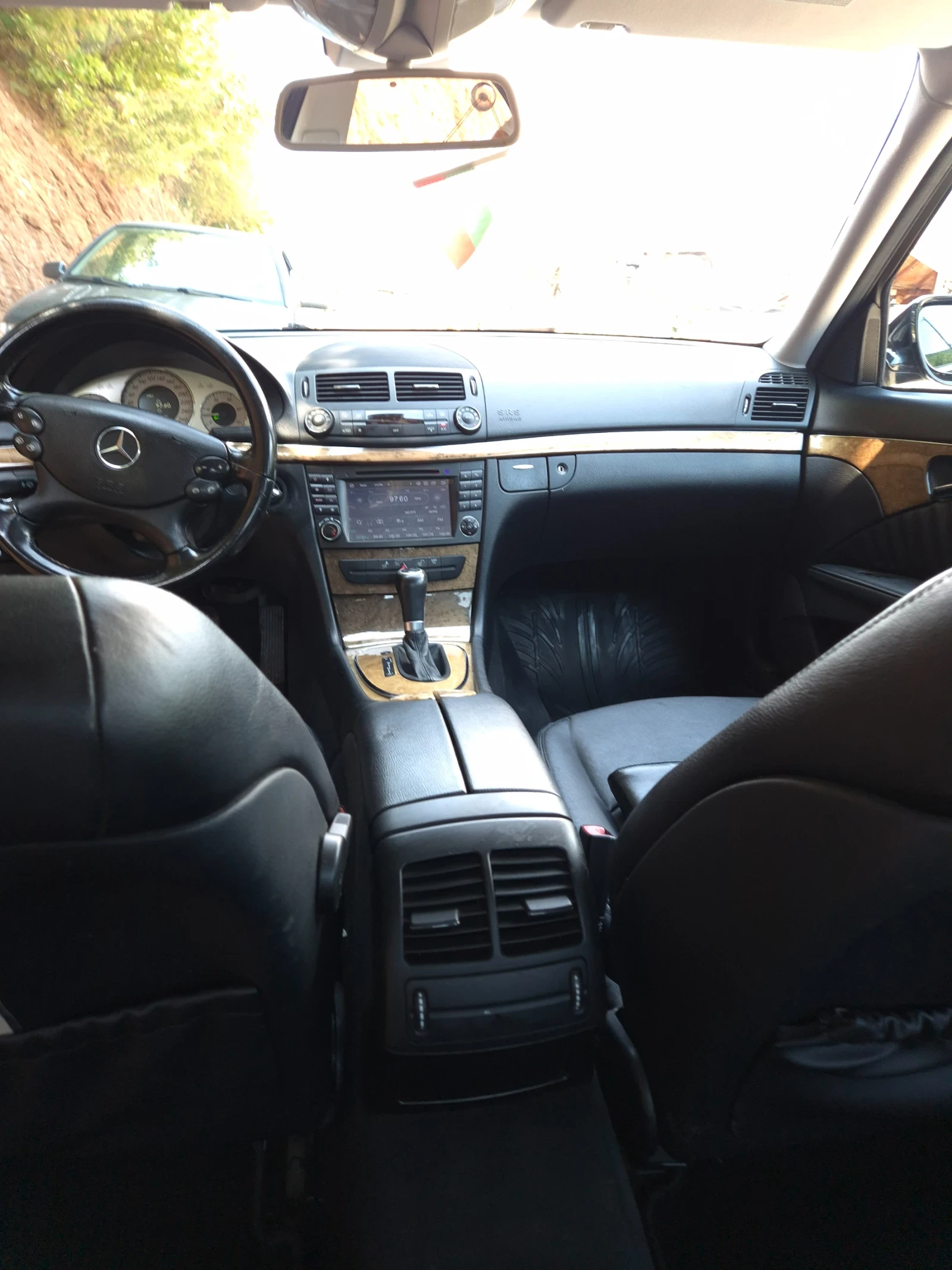 Mercedes-Benz E 280, снимка 10 - Автомобили и джипове - 53889841