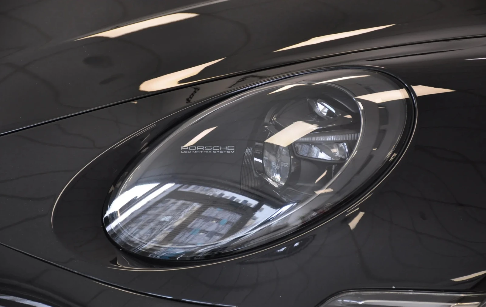 Porsche 911 Carrera 4S PDK, снимка 8 - Автомобили и джипове - 54049211