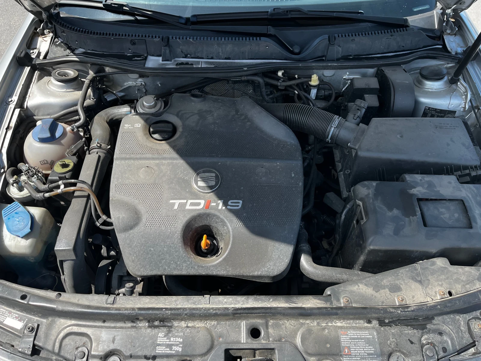 Seat Leon 1.9 TDI FR , снимка 10 - Автомобили и джипове - 54155938