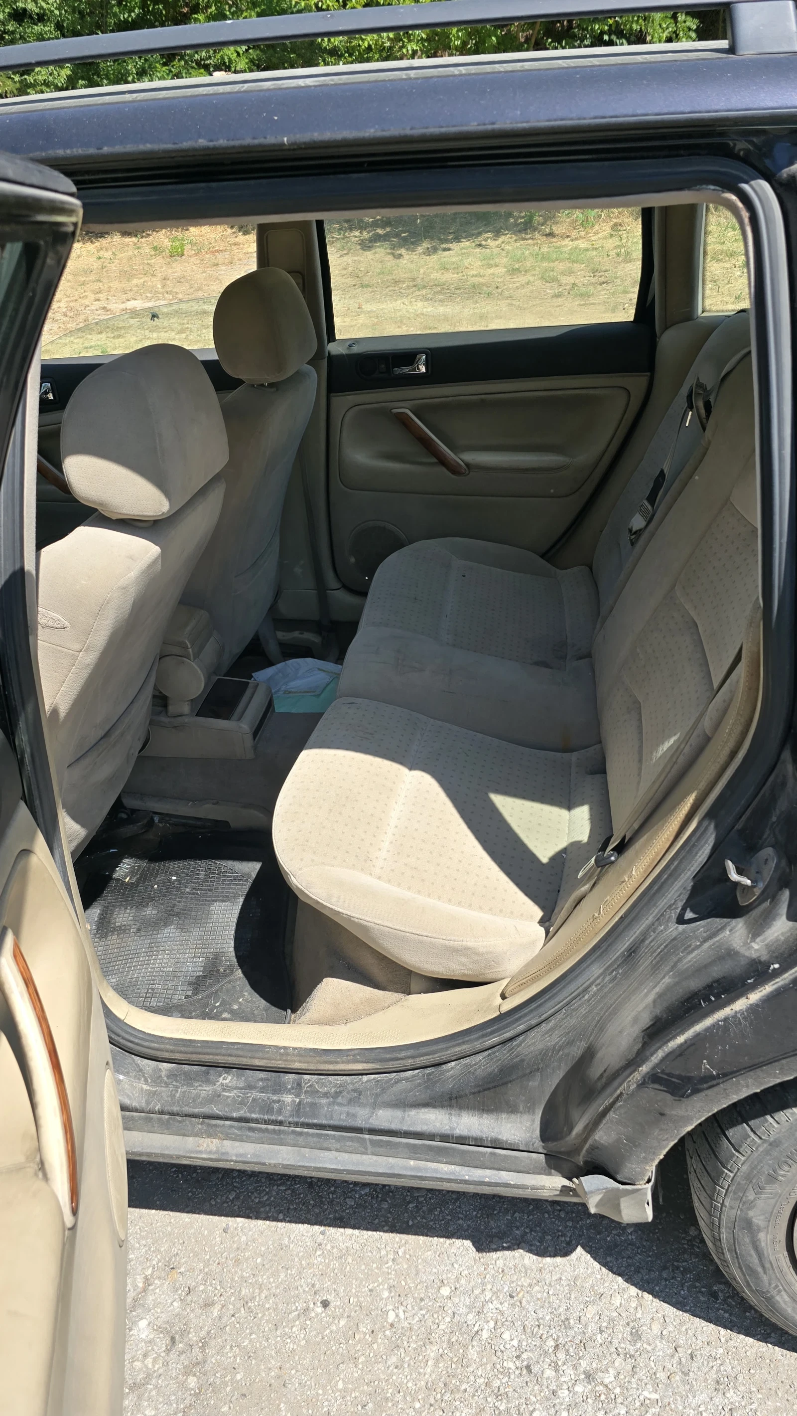 VW Passat, снимка 5 - Автомобили и джипове - 54668700