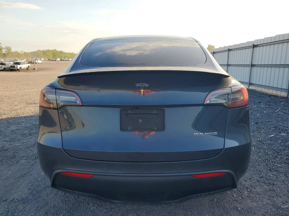 Tesla Model Y, снимка 6 - Автомобили и джипове - 54818842