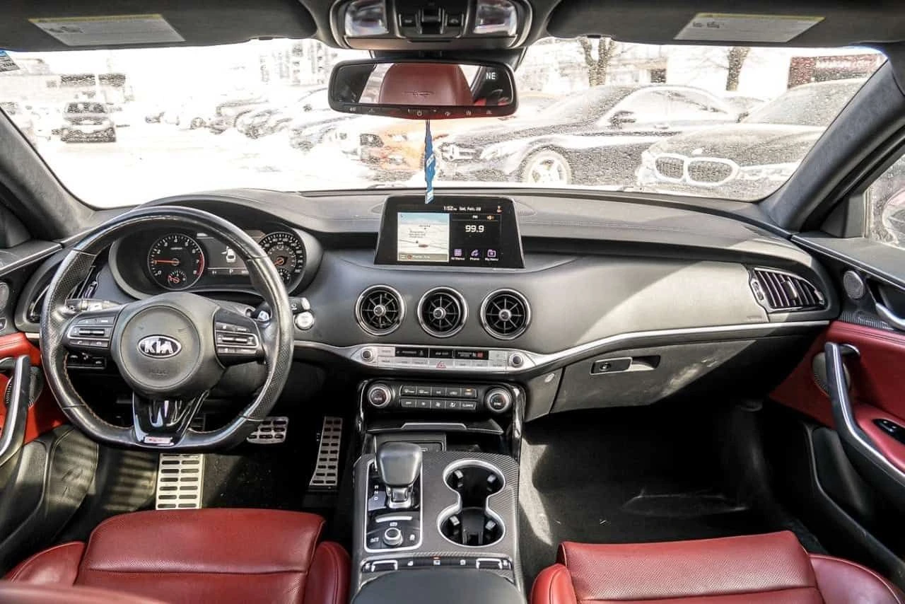 Kia Stinger * GT Limited AWD | HUD | RED INT | SUNROOF | CAM *, снимка 11 - Автомобили и джипове - 54870739