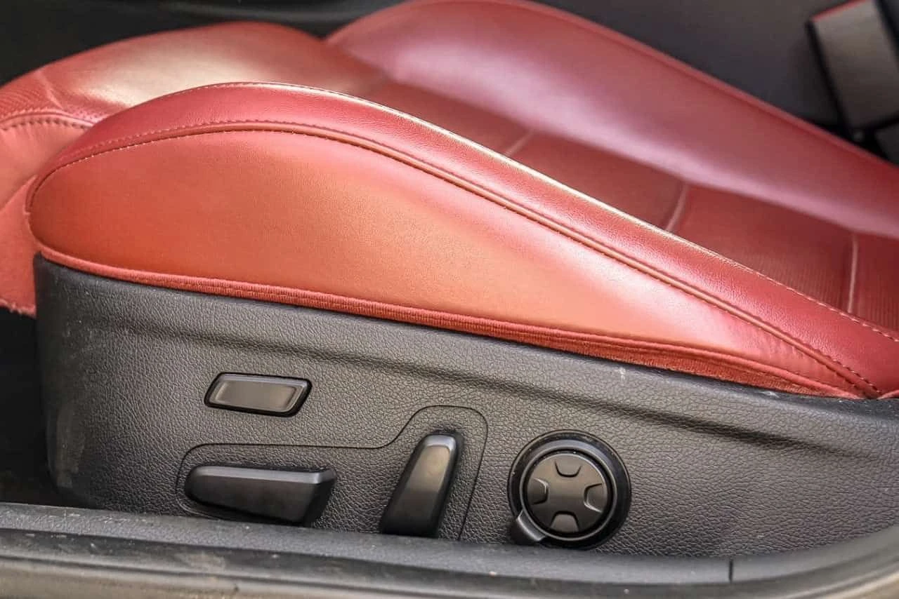 Kia Stinger * GT Limited AWD | HUD | RED INT | SUNROOF | CAM *, снимка 8 - Автомобили и джипове - 54870739