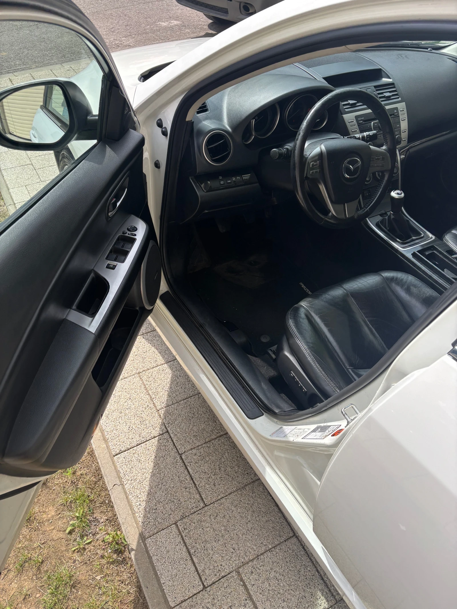 Mazda 6 Спорт комби, снимка 7 - Автомобили и джипове - 54981003