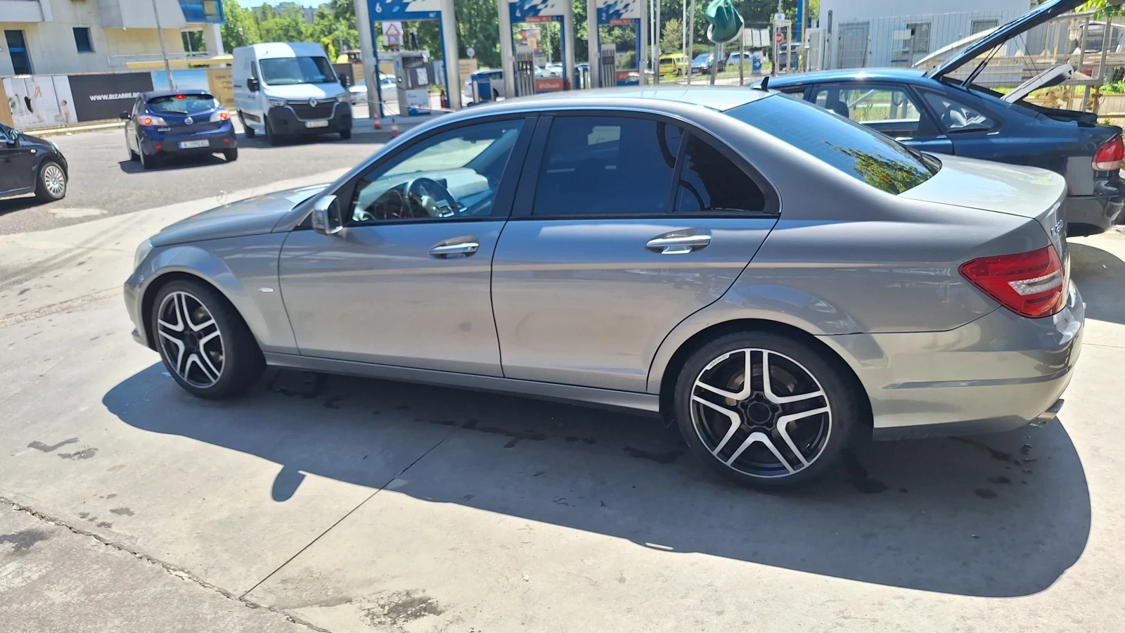 Mercedes-Benz C 220 W204, снимка 3 - Автомобили и джипове - 55096477