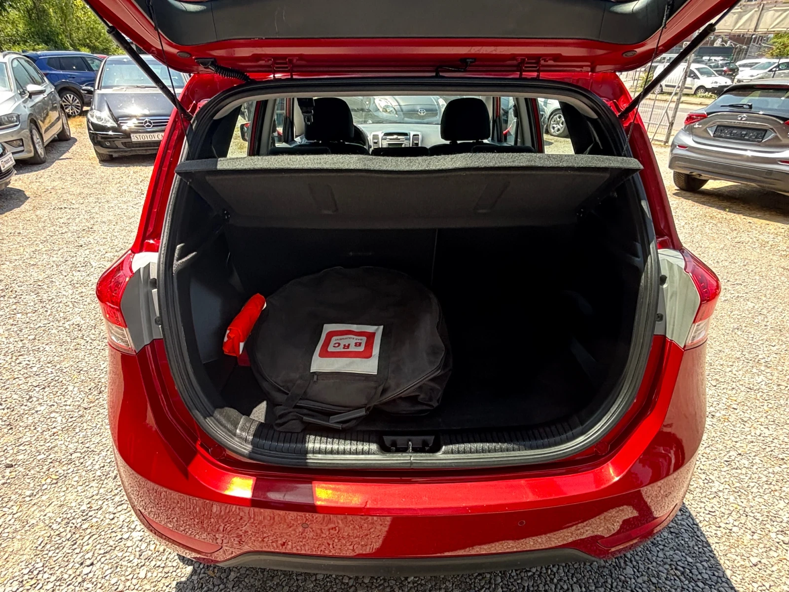 Hyundai Ix20 1.4 ГАЗ/БЕНЗИН, снимка 7 - Автомобили и джипове - 55331449