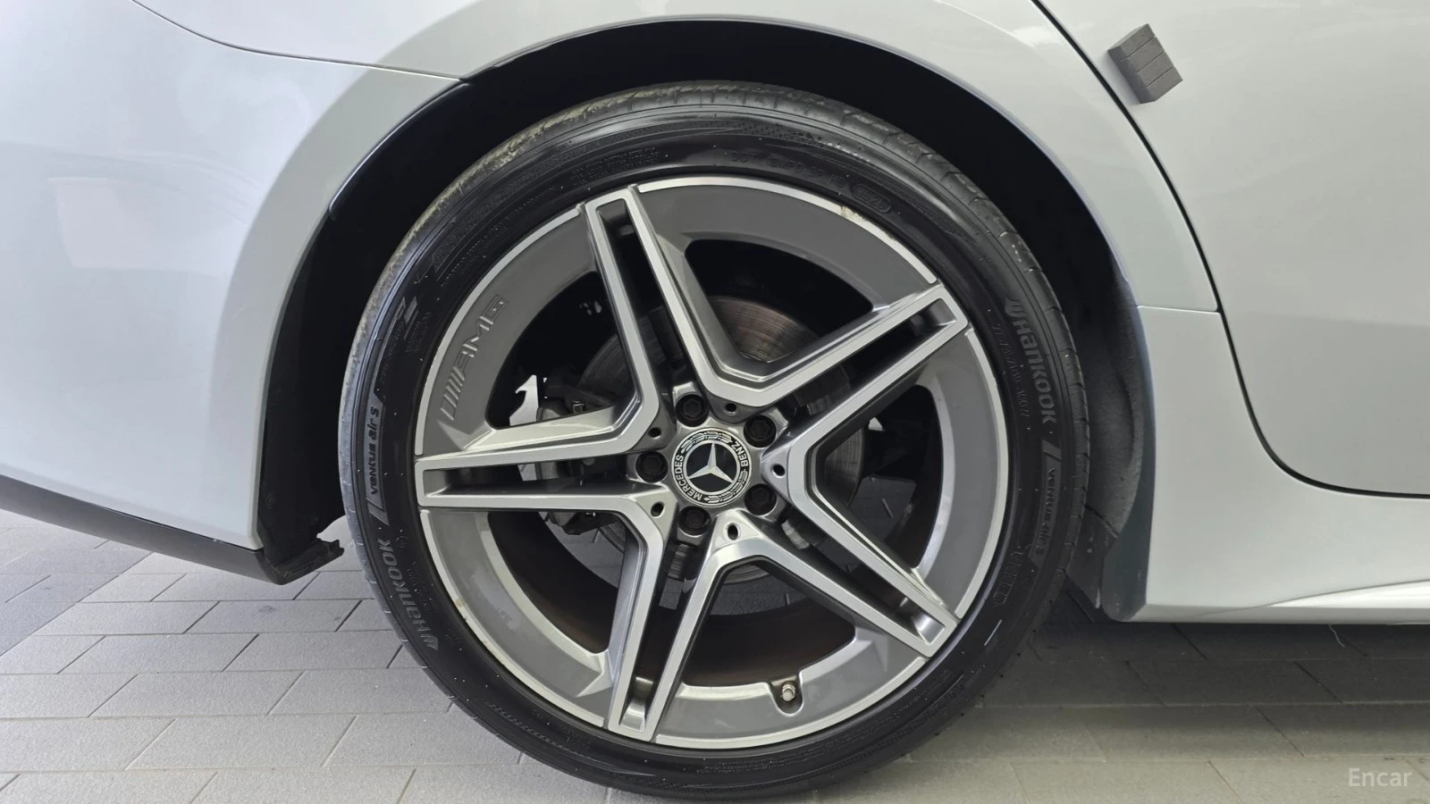 Mercedes-Benz CLS 300 d* AMG-LINE* ПОДГРЕВ* КАМЕРА* HEADUP* SUNROOF* , снимка 15 - Автомобили и джипове - 55476210