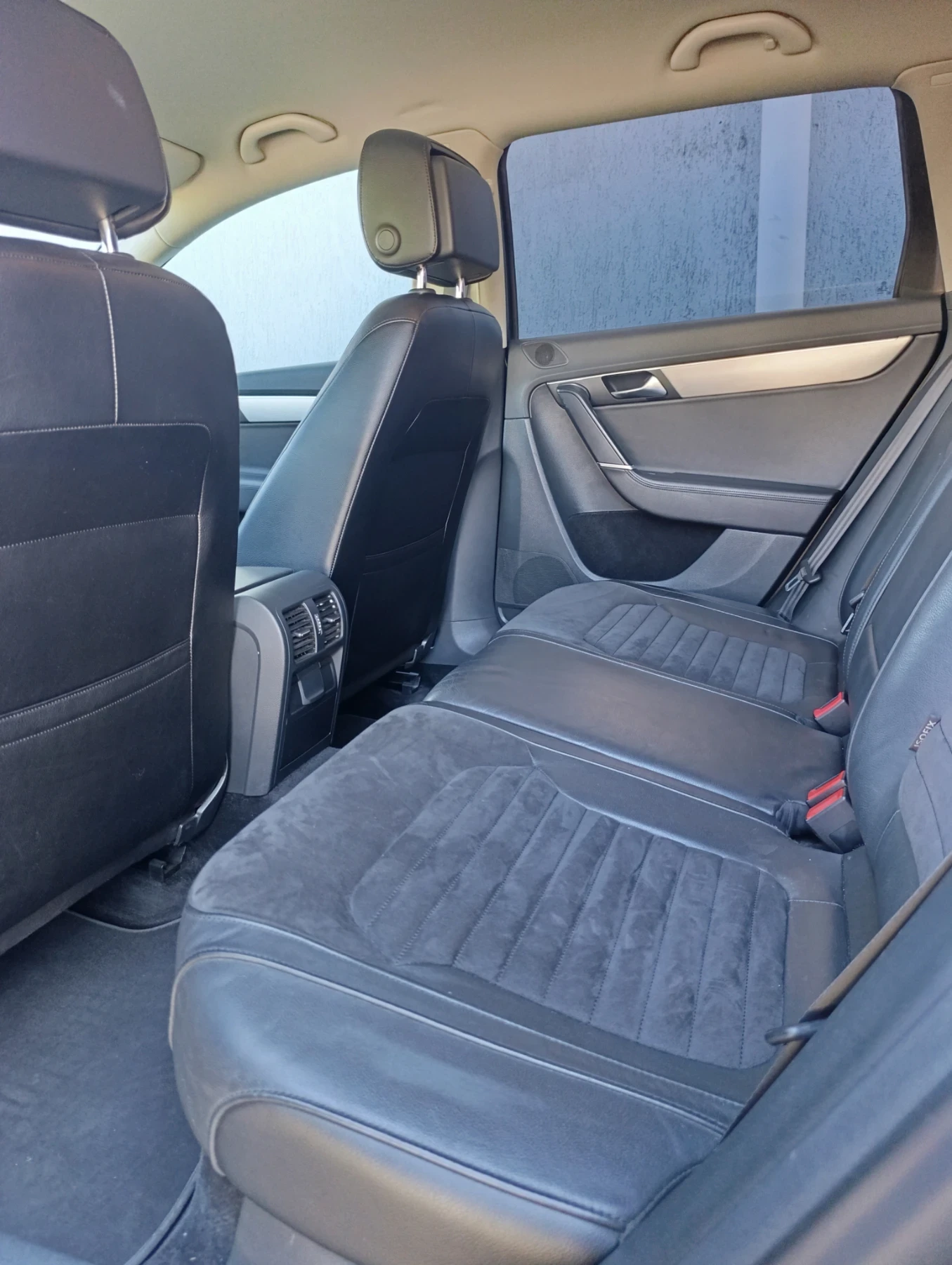 VW Passat, снимка 7 - Автомобили и джипове - 55540573