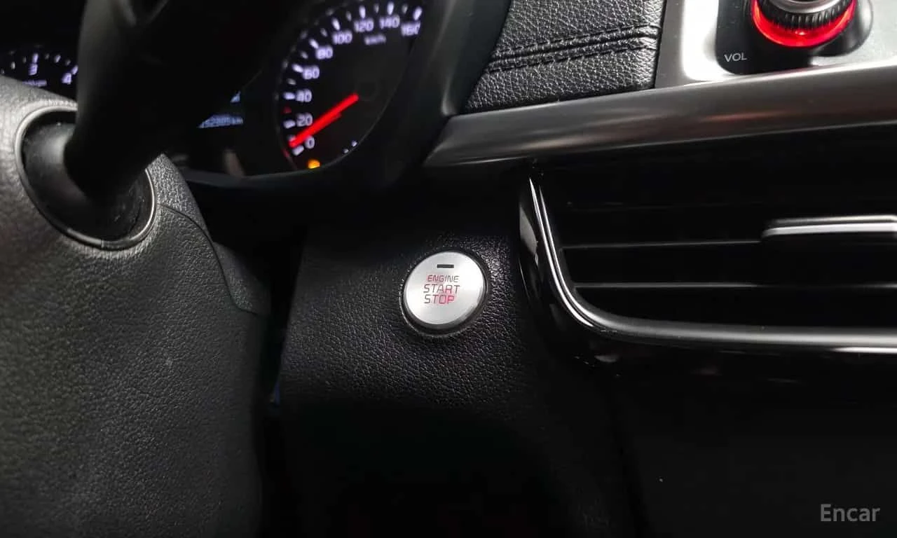 Kia K5 * 1.7 Diesel SX * ЦЕНА ДО БГ, снимка 17 - Автомобили и джипове - 55625107