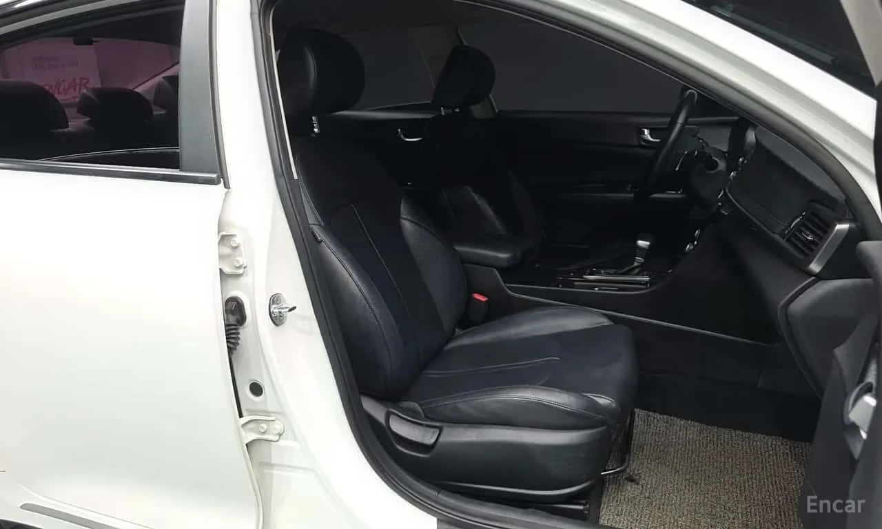 Kia K5 * 1.7 Diesel SX * ЦЕНА ДО БГ, снимка 11 - Автомобили и джипове - 55625107