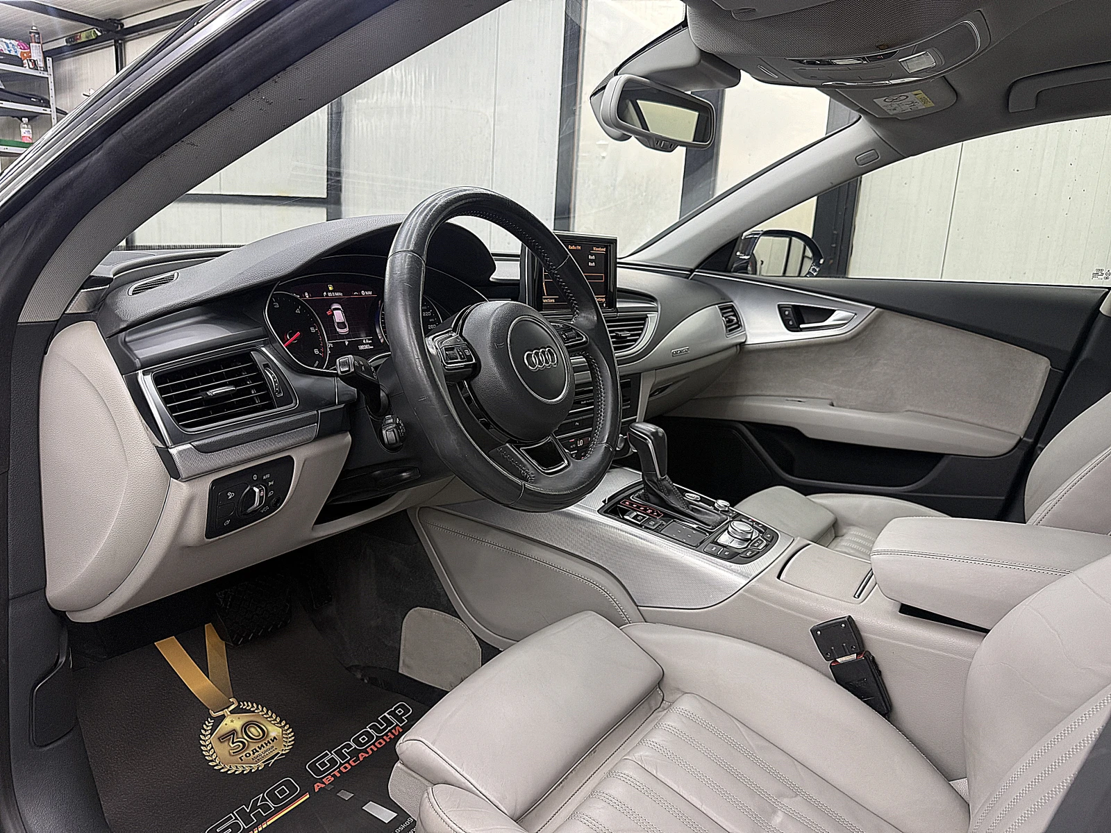 Audi A7 S-line/Facelift/360-kamera/Keyless/СОБСТВЕН ЛИЗИНГ, снимка 14 - Автомобили и джипове - 55815068