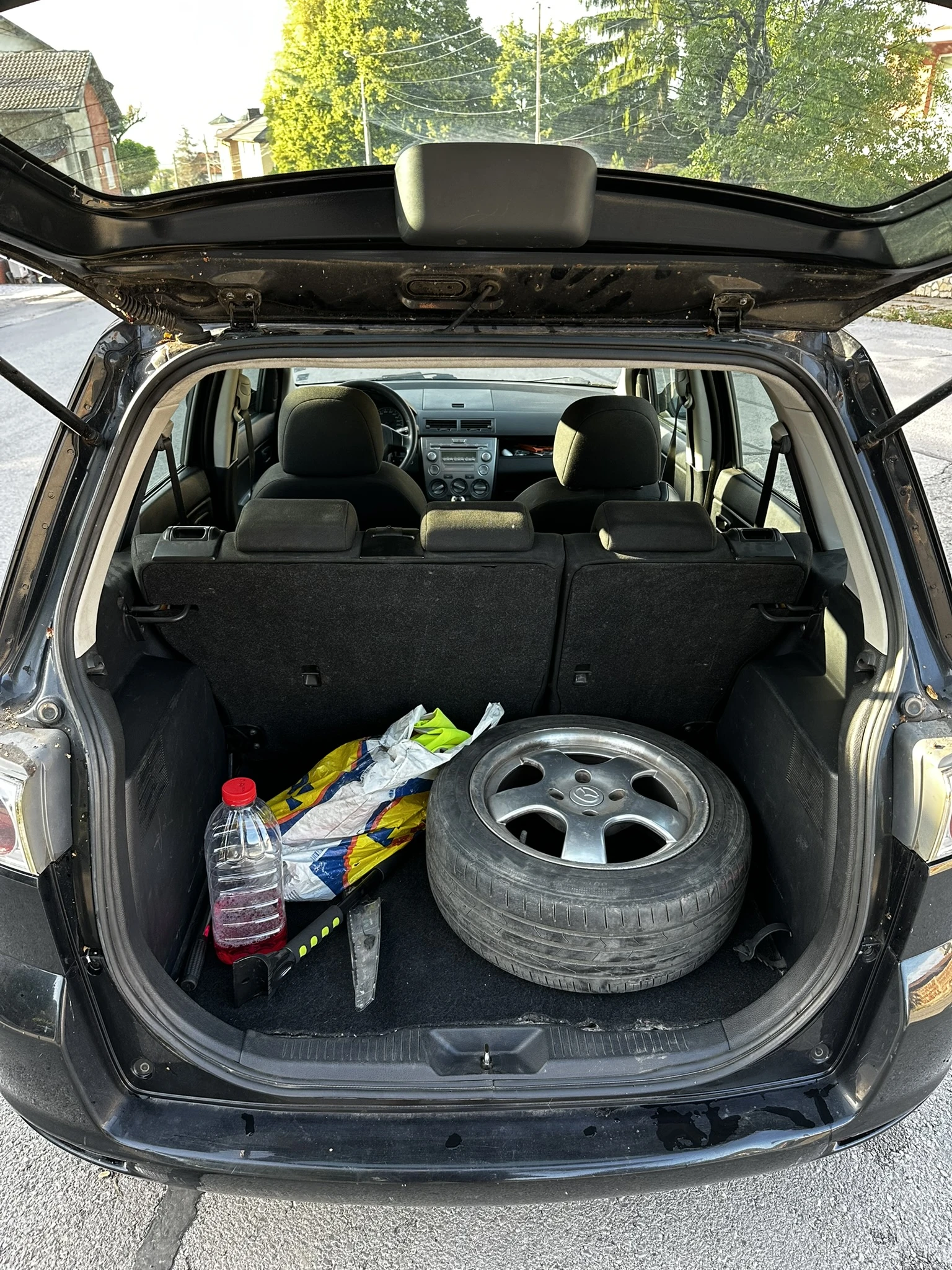 Mazda 2 1.2i LPG, снимка 5 - Автомобили и джипове - 55878758