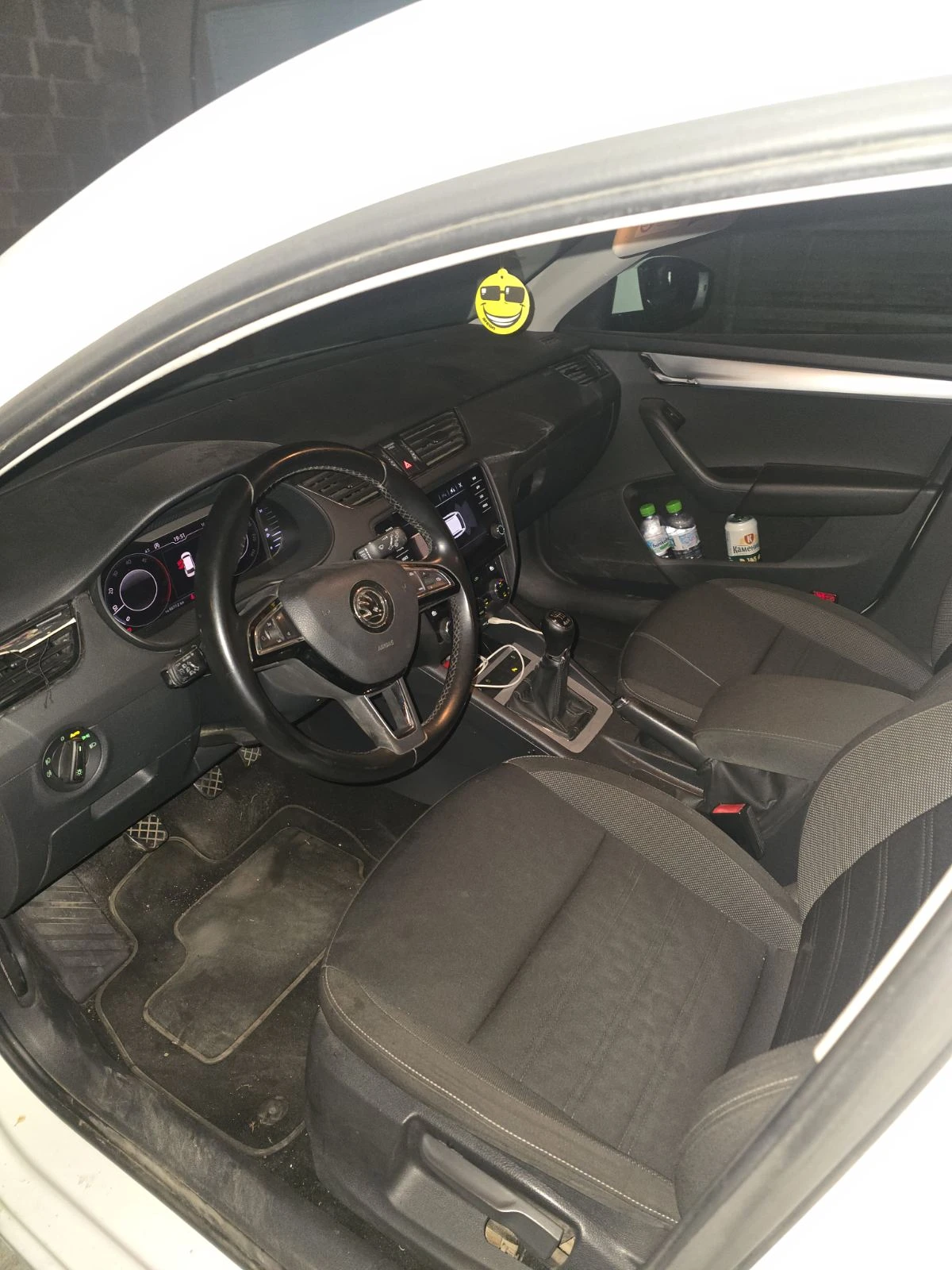 Skoda Octavia 1.6TDI, снимка 2 - Автомобили и джипове - 56340611