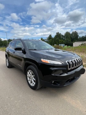 Jeep Cherokee Sport 4x4, снимка 4