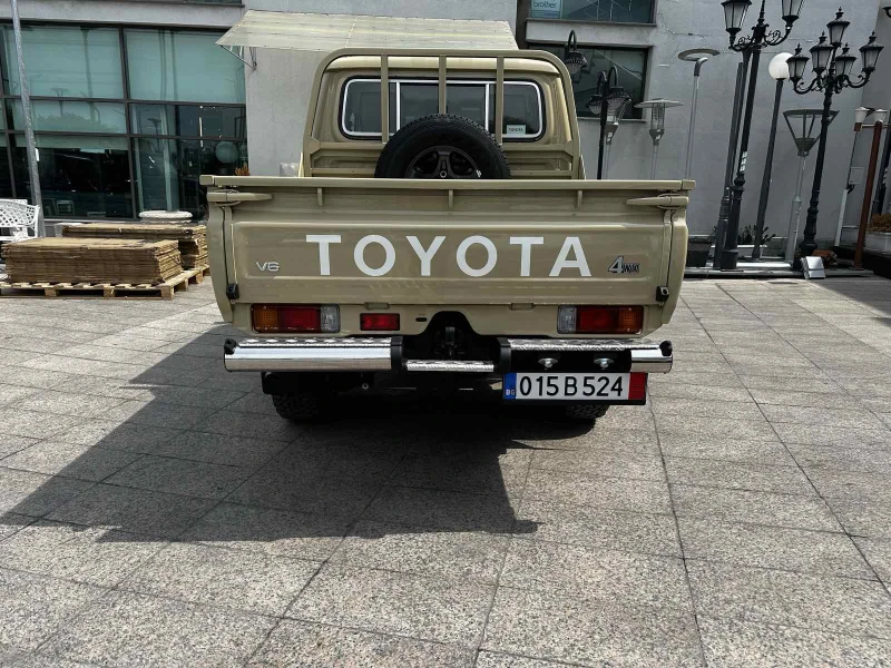 Toyota Land cruiser GRJ79DC Automatic, снимка 4 - Автомобили и джипове - 47289801