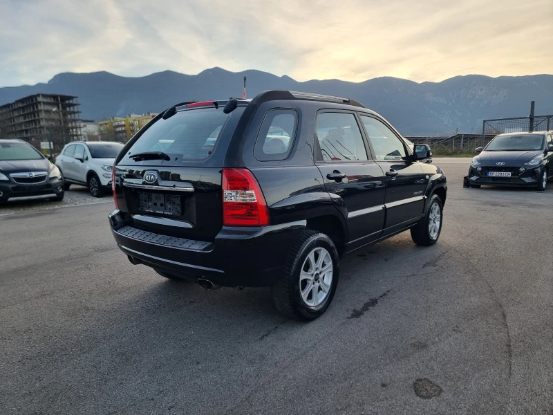 Kia Sportage 2.0CRDI, снимка 7 - Автомобили и джипове - 52723625