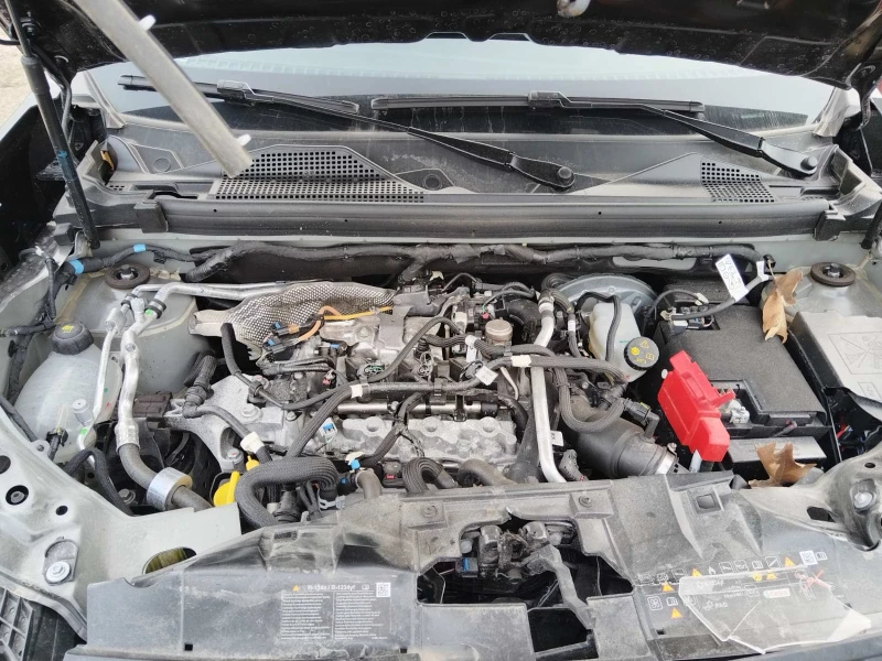 Dacia Duster 1.2 tce Mild hybrid, снимка 7 - Автомобили и джипове - 53262588