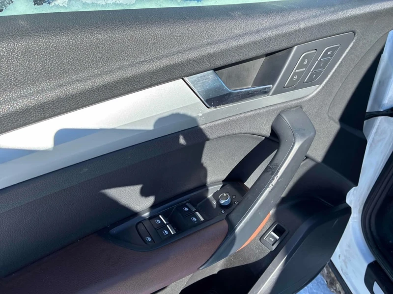 Audi Q5 * КЛИП НА МОТОРА * ГЛАВНО ПРЕДСТАВИТЕЛСТВО НА AUDI, снимка 11 - Автомобили и джипове - 53338033