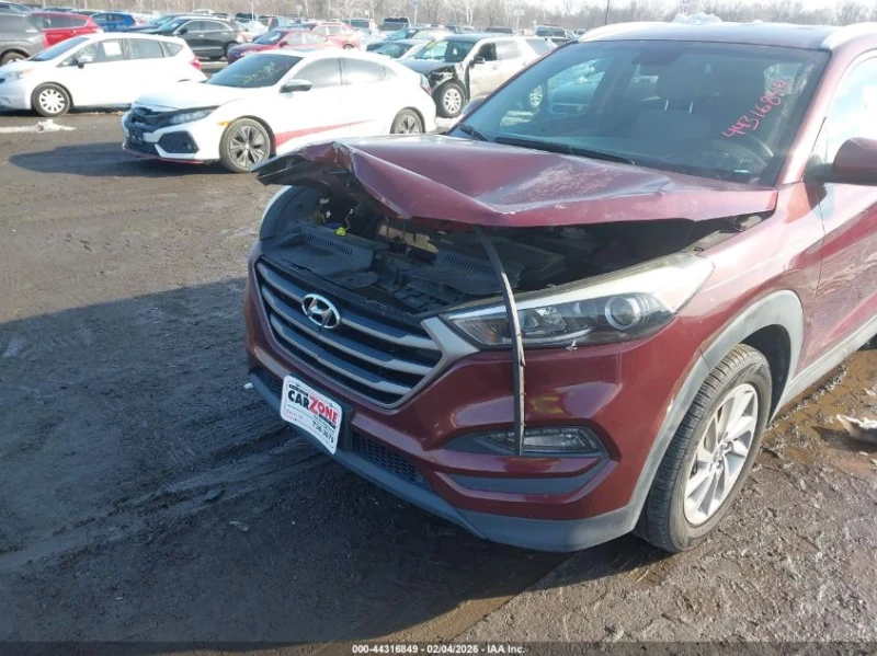 Hyundai Tucson 2l Se, снимка 6 - Автомобили и джипове - 53465205