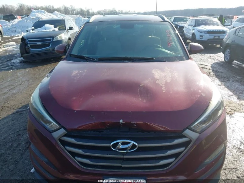 Hyundai Tucson 2l Se, снимка 12 - Автомобили и джипове - 53465205