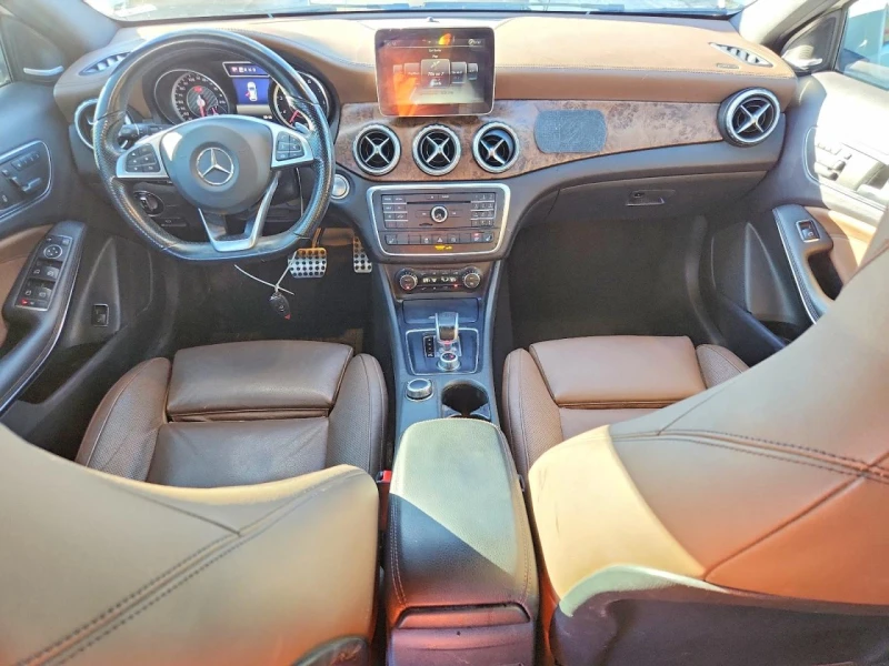 Mercedes-Benz GLA 45 AMG 2.0l, снимка 8 - Автомобили и джипове - 53589137