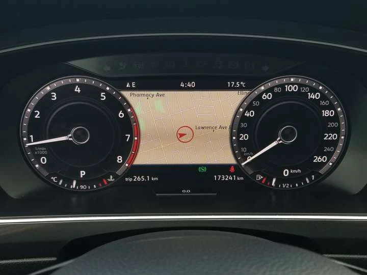 VW Tiguan HIGHLINE PKG| NAV| 360 CAMERA| LEATHER| PANO| FEND, снимка 12 - Автомобили и джипове - 53914209