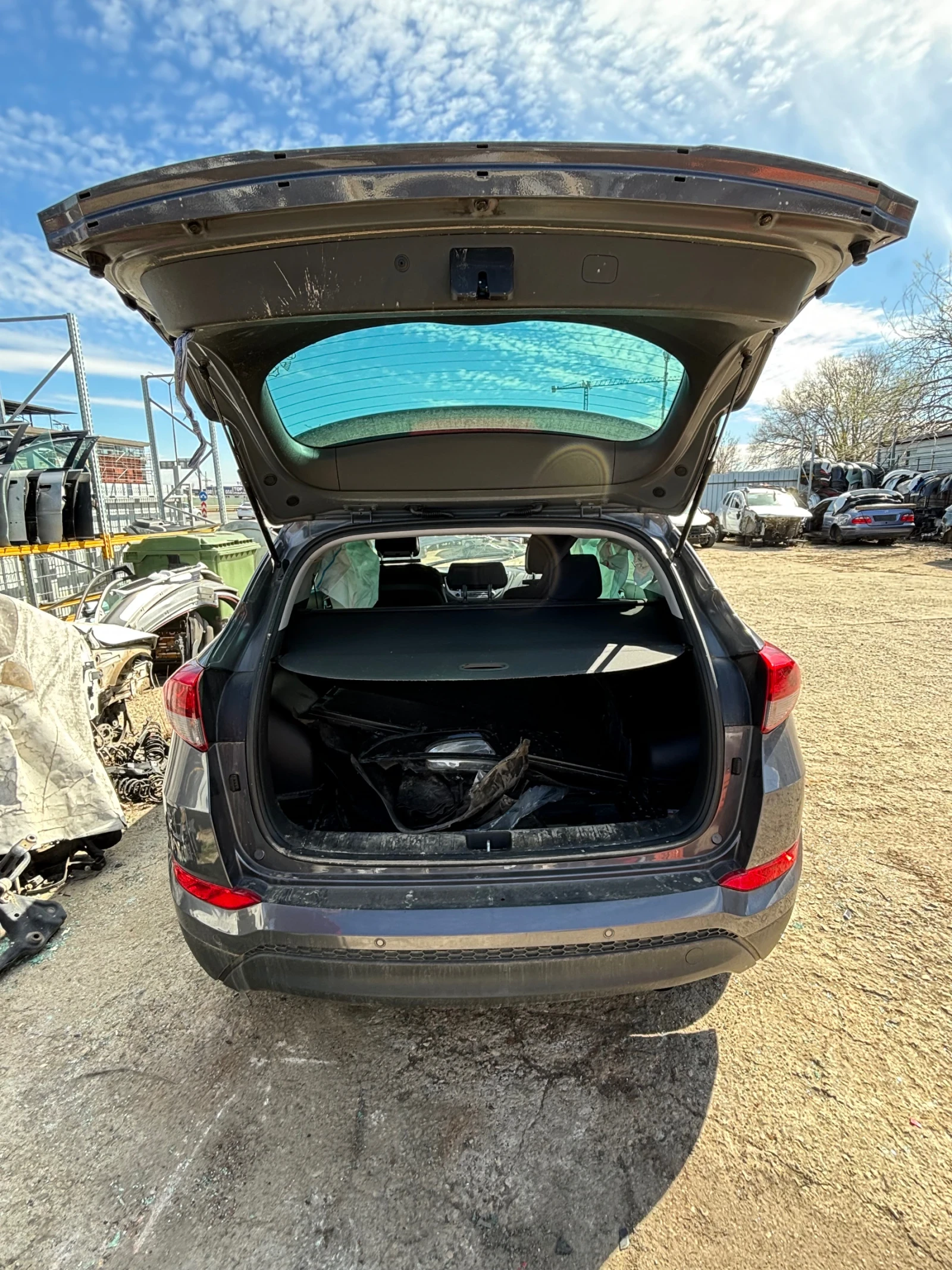 Hyundai Tucson 1.7 CRDi 116 �.�. | Mobile.bg � ����������� 15