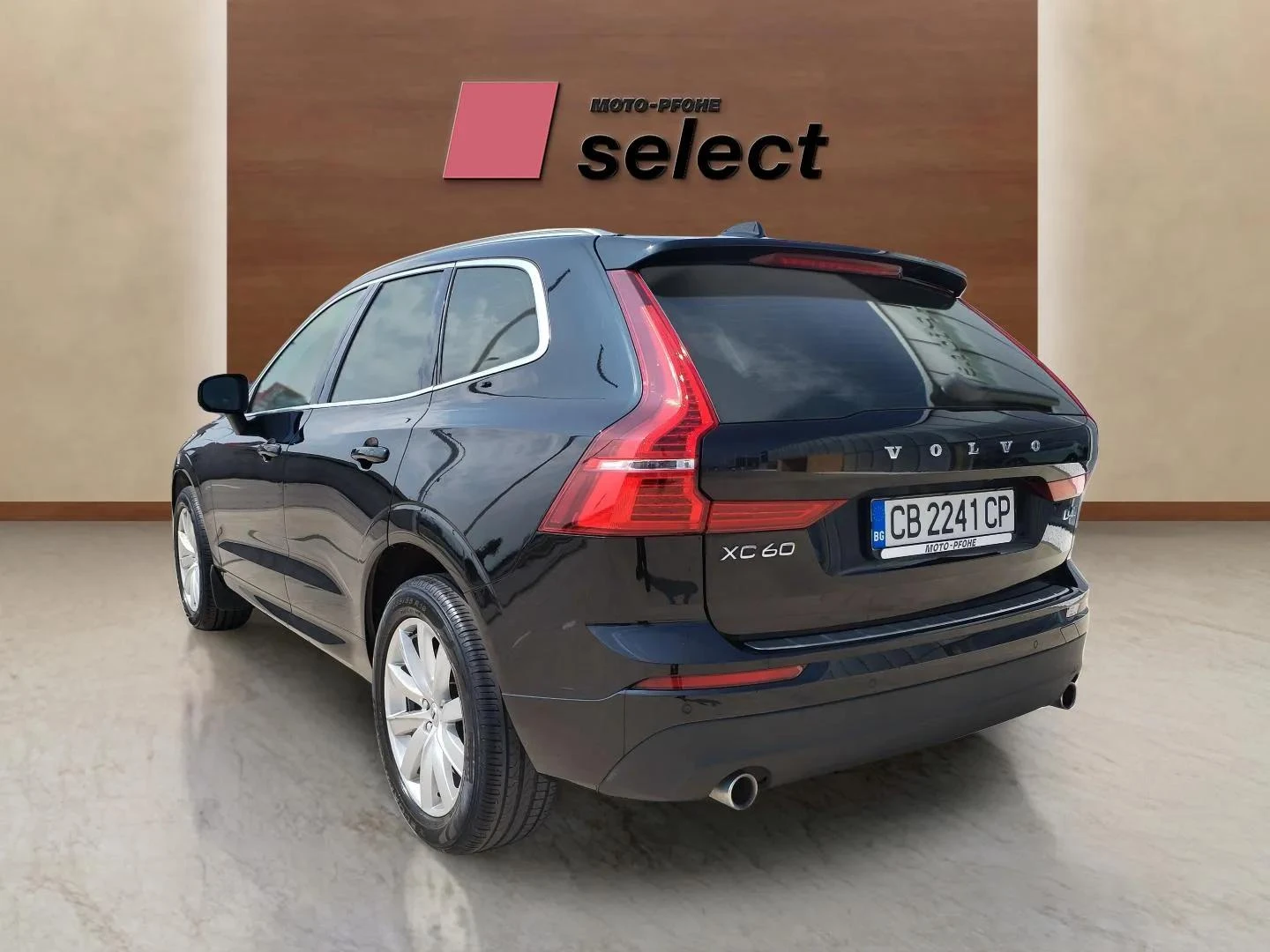 Volvo XC60 2.0 D4 - изображение 7
