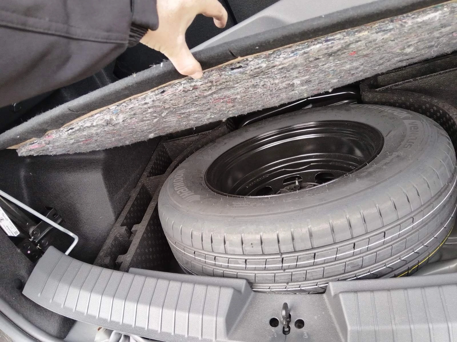 Dacia Duster 1.2 tce Mild hybrid - изображение 8